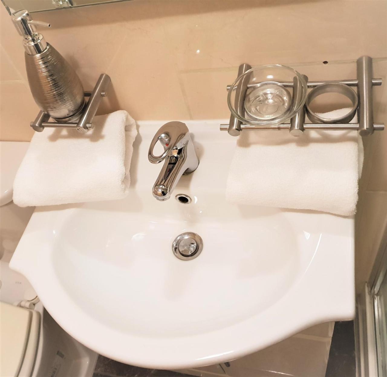 The King William Hotel London Ngoại thất bức ảnh